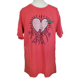 UNIQLO x KEITH HARING unisex pop art holding heart red tee pocket t-shirt Size M